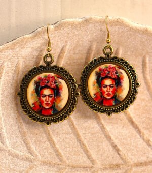 Vintage Frida kahlo earrings με ατσάλινο κούμπωμα